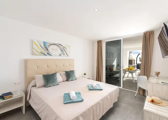 Aqualava 1 By Villa