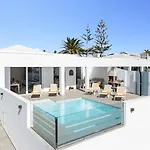 Aqualava 1 By *